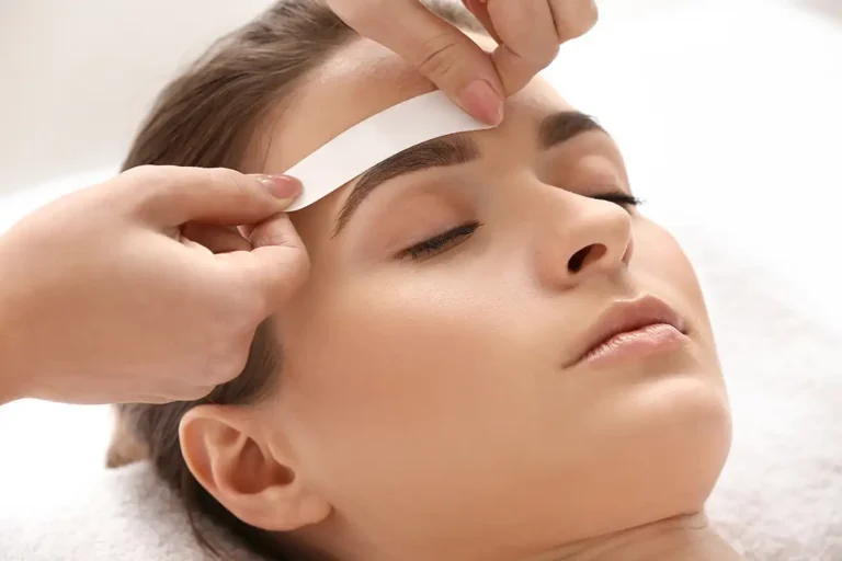 Eyebrow Wax